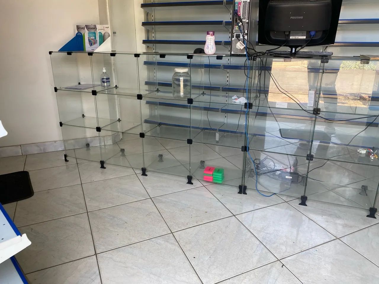 Móveis Para Farmácia  - Foto 2
