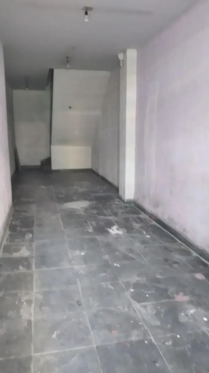 Ponto comercial/Loja/Box para aluguel, com 4 salas, copa, 2 banheiros e loja térrea. - Foto 3