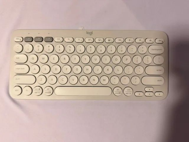 Teclado sem fio Logitech Pebble Keys 2 K380s - Branco