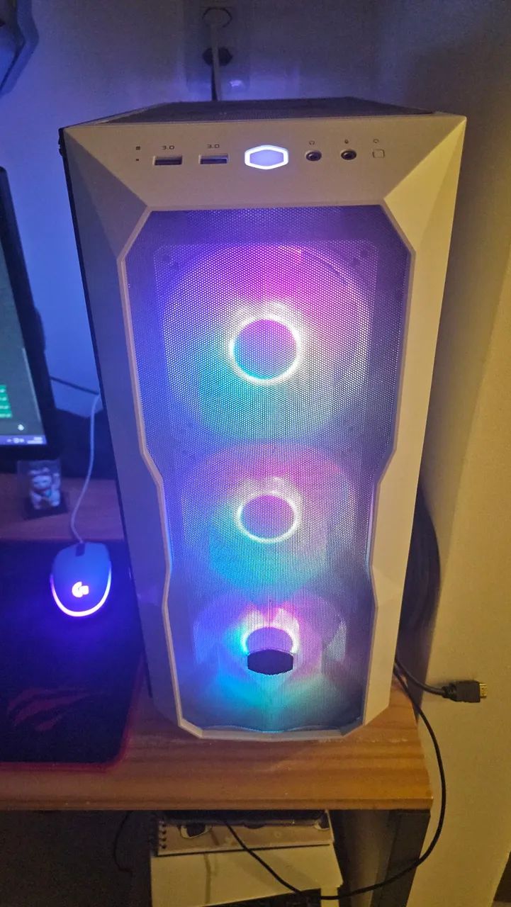 Gabinete Cooler Master TD500 