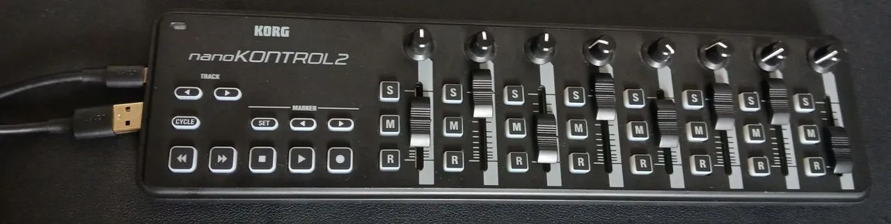 Korg nanokontrol 2 - Foto 4