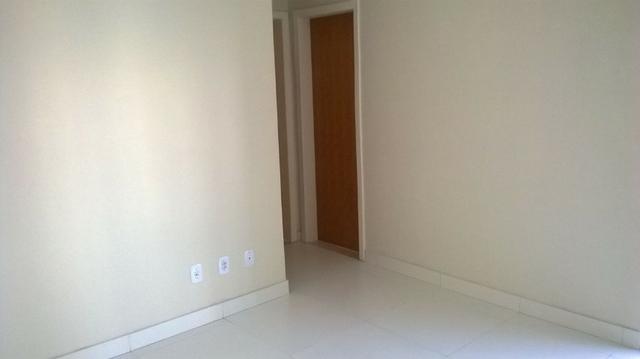 Apê com 2/4 e Varanda no Doce Lar, POR 110 MIL - Foto 9