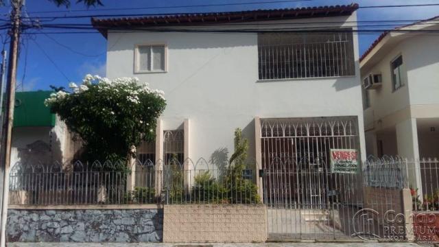 Casa no bairro suissa, prox. ao hospital sempre viva
