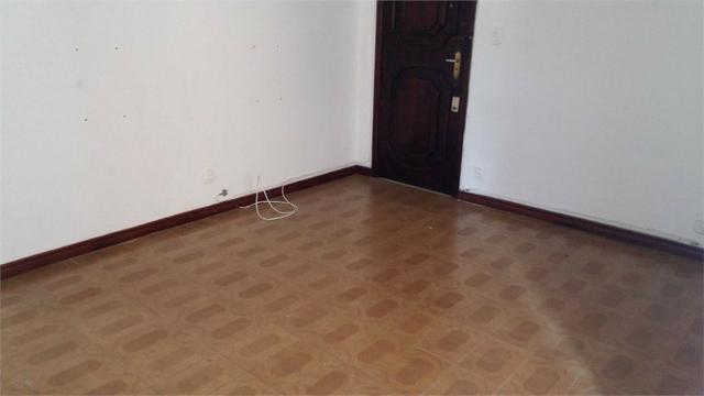 Tijuca Metrô Saens Pena 1 quarto e sala amplo, agende visita - Foto 4