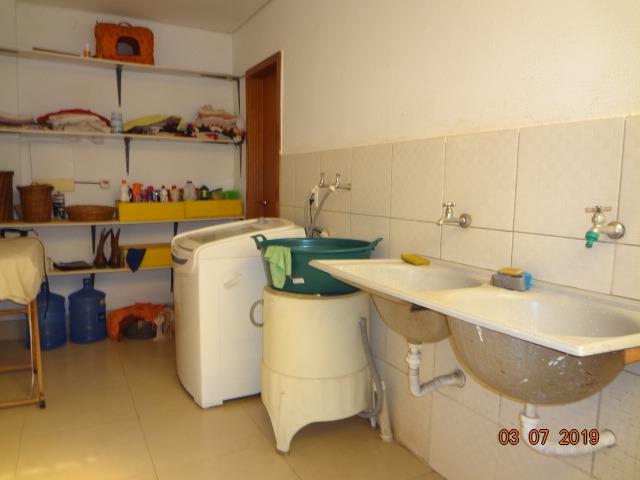 Vendo Sobrado 6 Quartos, Sendo 4 Suítes, Jardim Califórnia - Foto 18