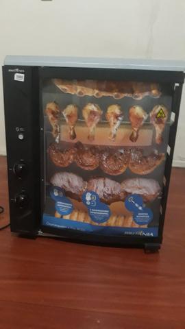 Vendo Churrasqueira a gás Britânia - Foto 2