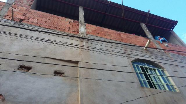 Vendo casa de três pavimentos - Foto 4