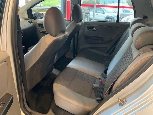 Volkswagen Fox HIGHLINE 4P - Foto 8