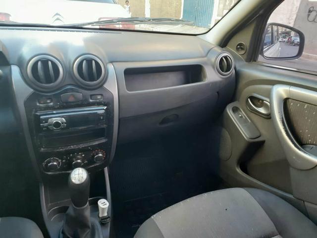 Vende-se Logan Renault 2011 / 2012 - Foto 10
