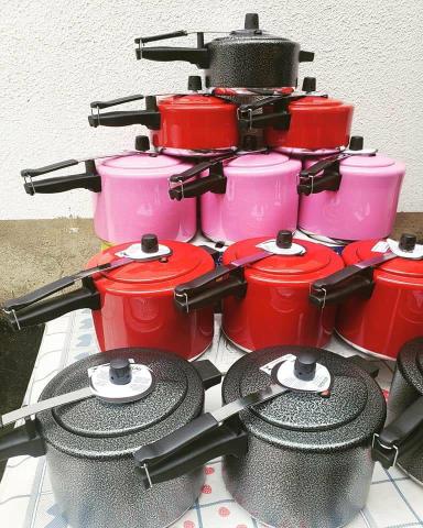 Panela de pressão grande 7 litros