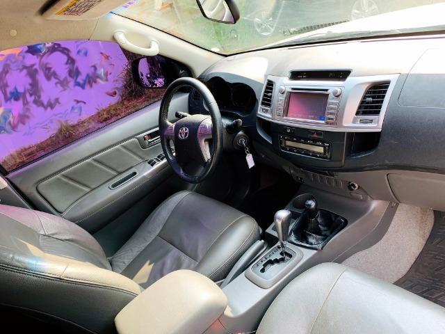 Hilux 2014 SRV 2.7 CD 4X4 Automático - Foto 9