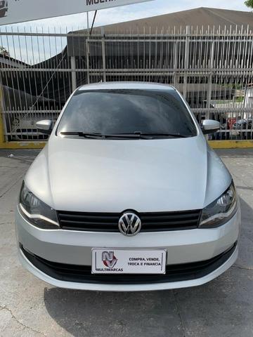 Voyage confortline 1.0 2015 completo 5mil de entrada - Foto 2