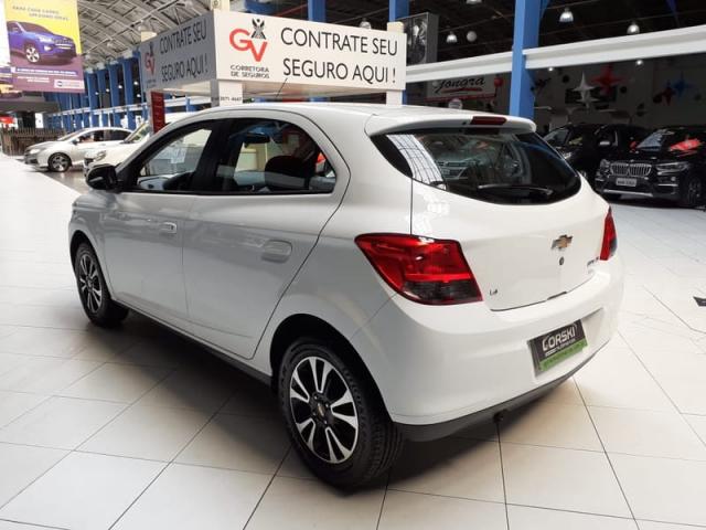 CHEVROLET ONIX 1.4 MT LT 2015 - Foto 10