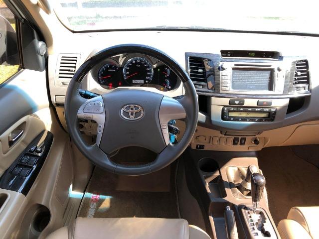 Toyota Hilux Sw4 Srv 3.0 4x4 Automática 7 Lugares - Foto 6