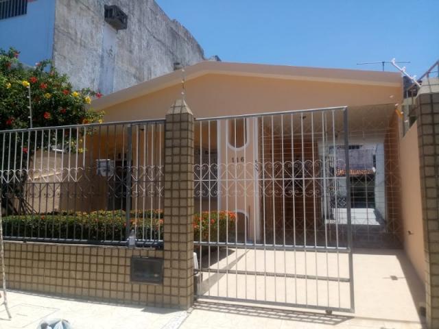 CASA PARA VENDA NO PEREIRA LOBO