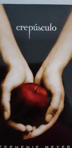 Livros saga crepúsculo