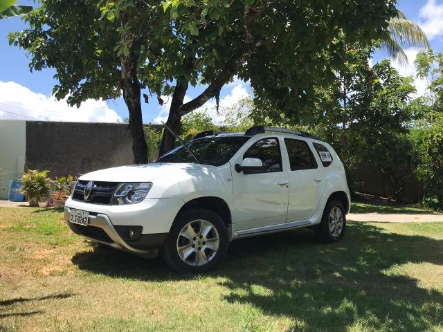Automóvel duster/renault 2016/17 2.0