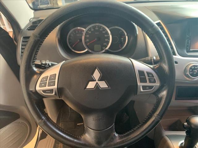 MITSUBISHI L200 TRITON 3.5 HPE 4X4 CD V6 24V FLEX 4P AUTOMÁTICO - Foto 9