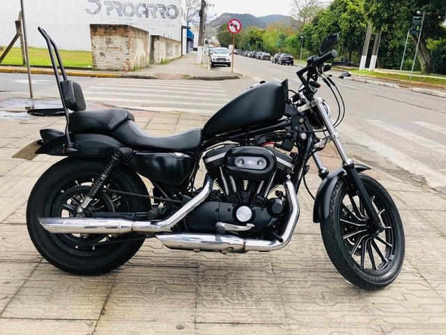 HARLEY DAVIDSON 883