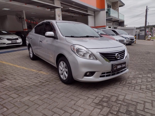 VERSA SL 1.6 MECÂNICO COMPLETO