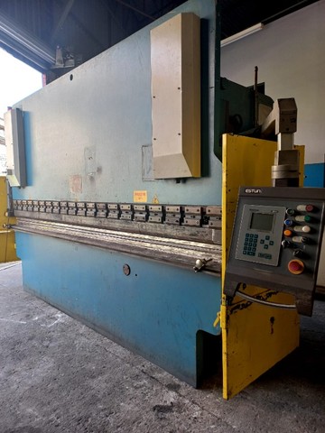 Prensa Dobradeira 4 metros 160 tons - Foto 2