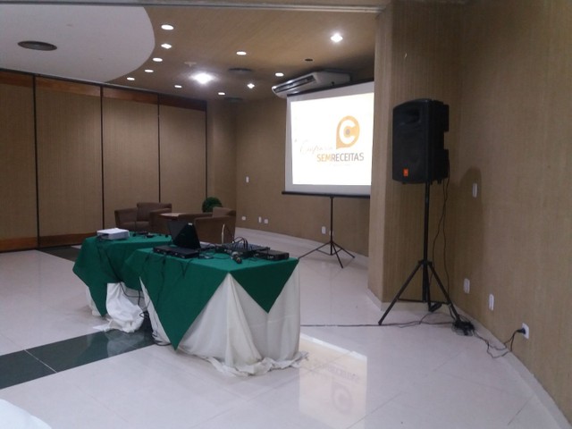 Data show,tela e caixa de som (locação) - Foto 5