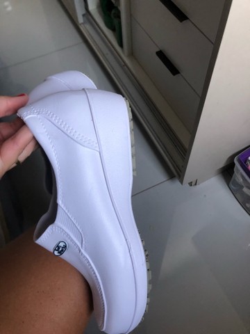 SAPATO PROFISSIONAL MEDICINA BB 65 VERDE