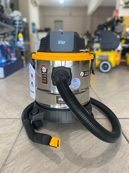 Aspirador de Pó e Água 1900w 20L em Inox C/ função Soprador - Wap