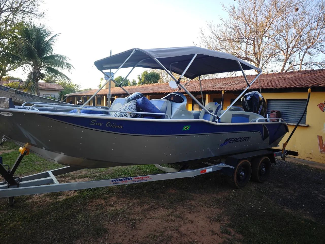 Lancha 22 pés pesca e lazer