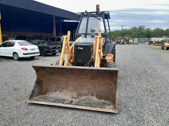 Retroescavadeira case 580l 2002 4x4 - Foto 3