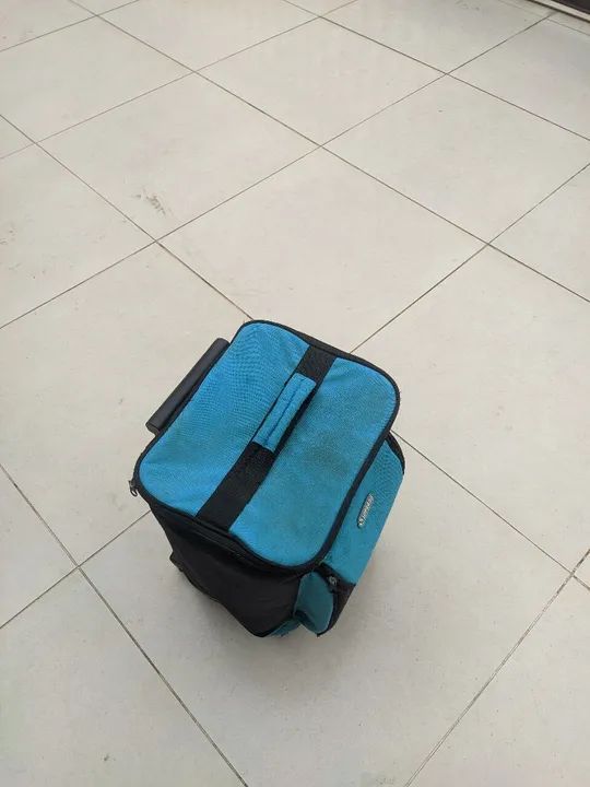 Bolsa térmica com rodas - Foto 6