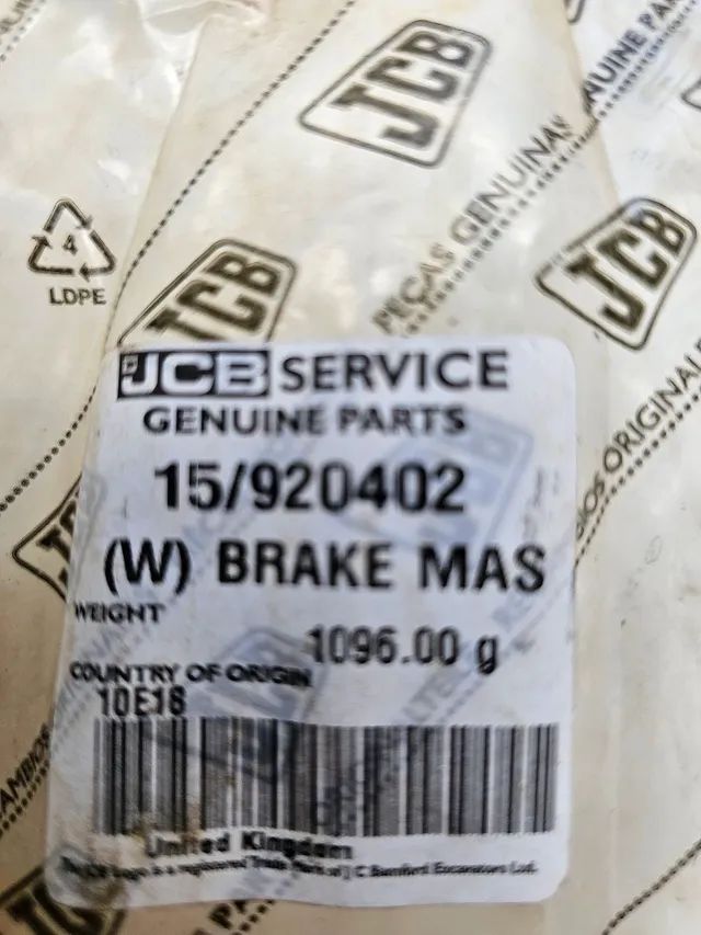 JCB retroescavadeira cilindro mestre freio novo 15920402 - Foto 6