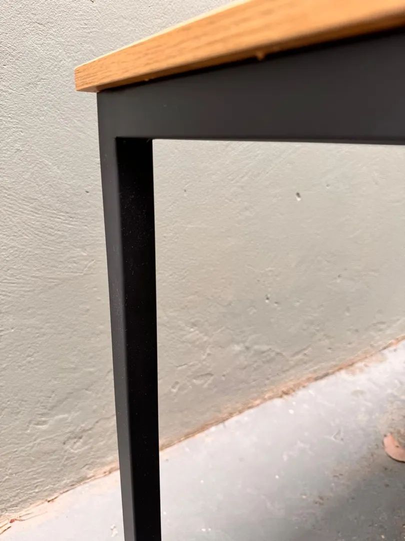Mesa de MDF com estrutura de ferro pintura eletrostática  - Foto 3