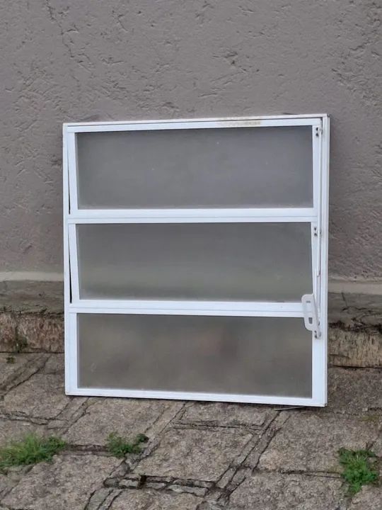 Janelas de alumínio, Pia c/ Vaso e Pia inox de cozinha - Foto 2