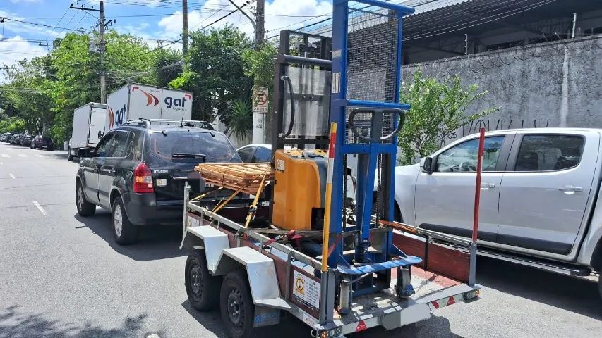 Carretinha trucada reboque reforçado dois eixos  - Foto 4