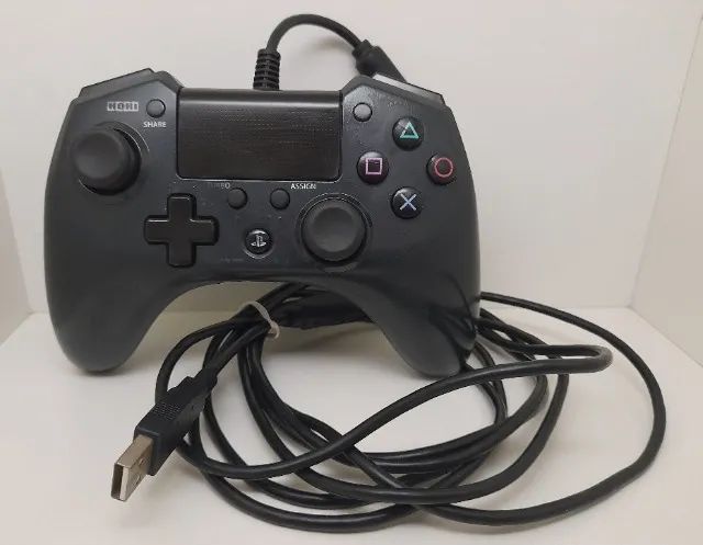 Controle Hori PAD 4 FPS para PS3 e PS4 Com Fio