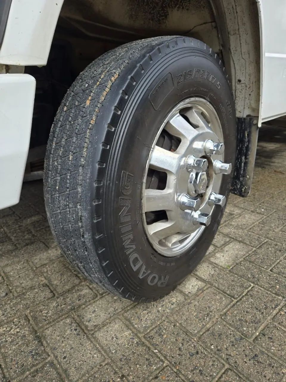 2008 Plataforma MB 710 Plus  - Foto 4