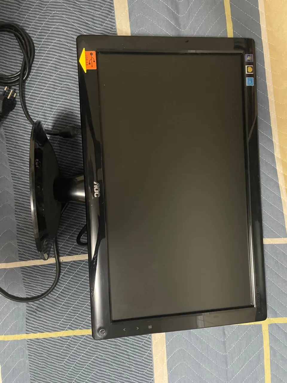 Monitor AOC