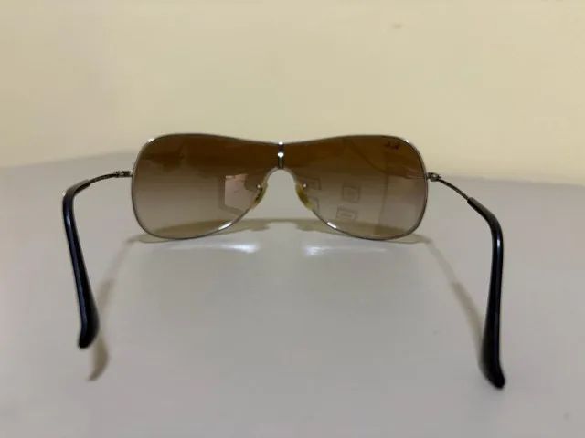 Óculos de sol Ray Ban em ótimo estado - Foto 2