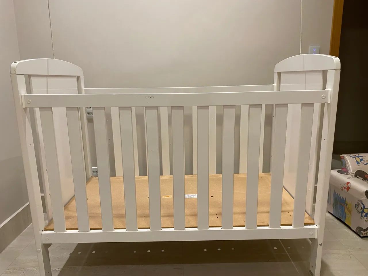 Berço de madeira branco - Foto 3