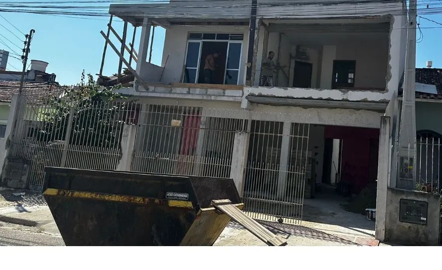 Grade e dois portões de ferro - Foto 2