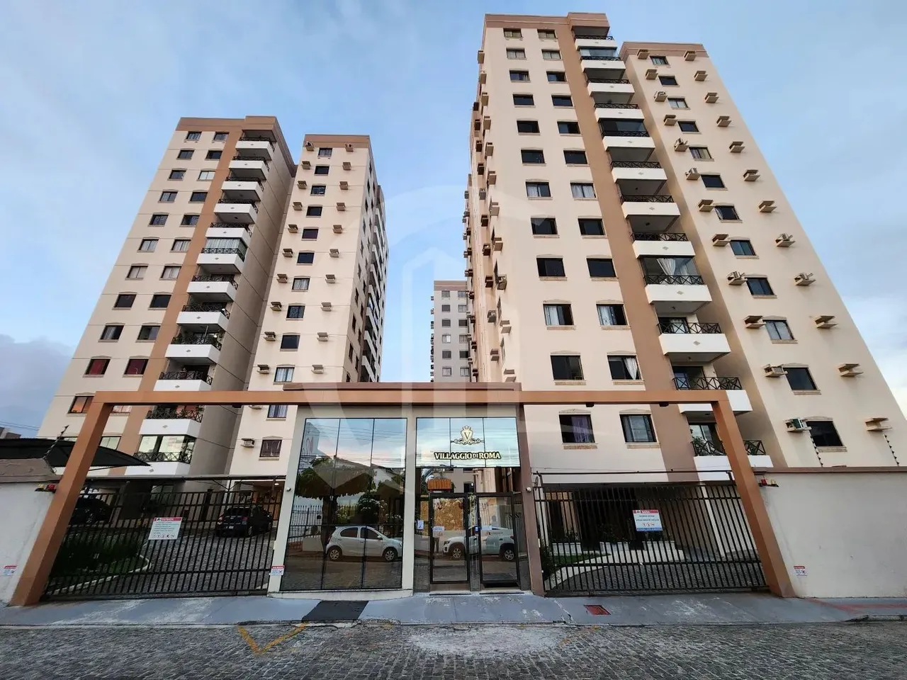 Apartamento à Venda no Condomínio Villagio Di Roma