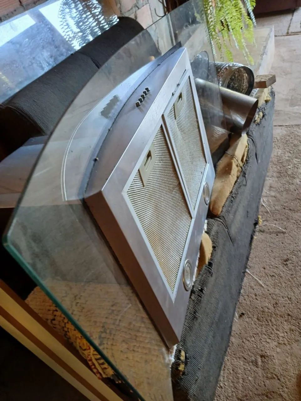 Coifa de parede em inox com vidro curvo - Foto 3