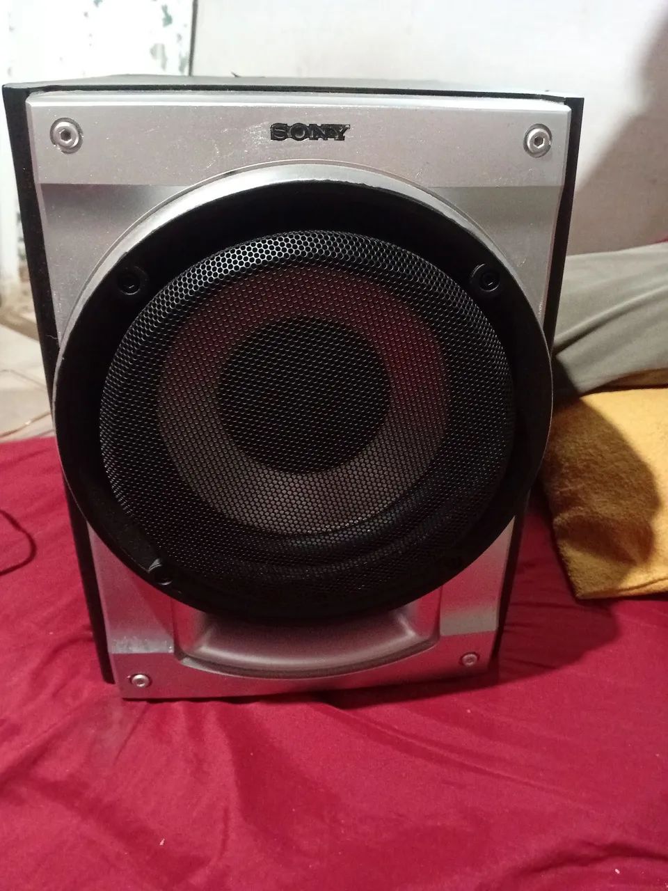 Caixa de som subwoofer sony  - Foto 2