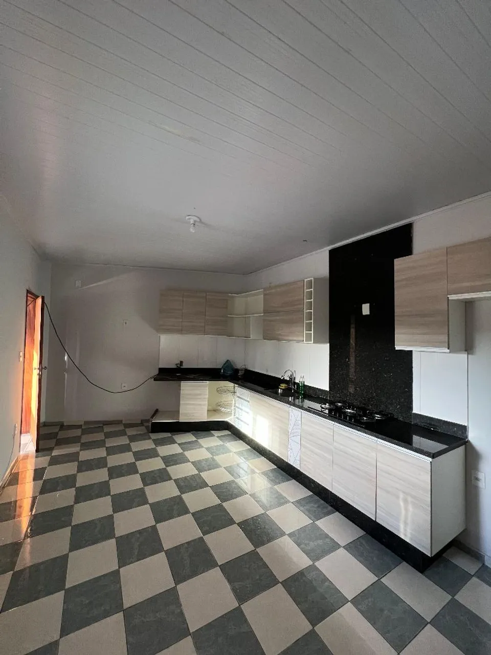 Alugo ( mansão) 7 quartos 5 banheiros duas cozinhas