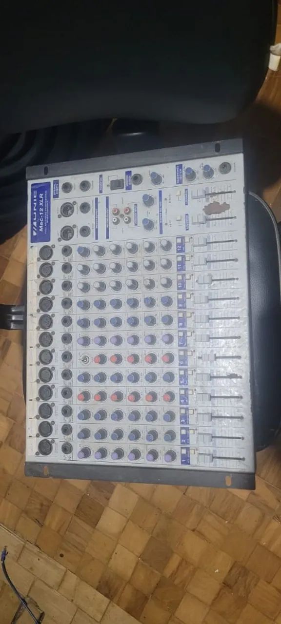 DUAS Mesas de som  - Foto 2