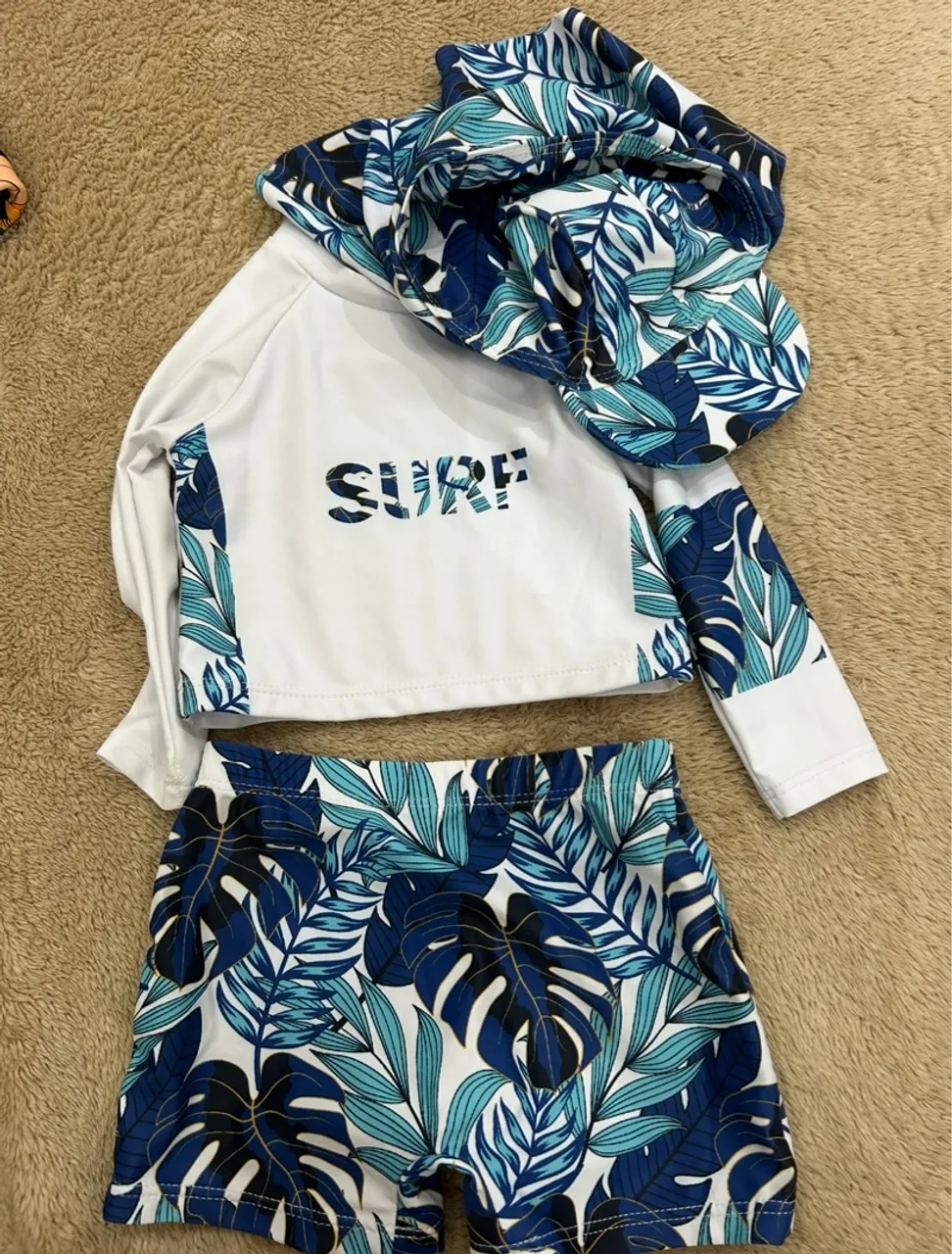 Conjunto Surf Infantil com Chapéu - Estilo Tropical