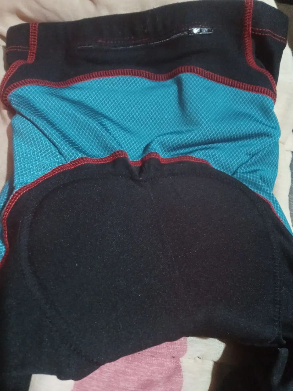 Calça p/ciclismo acochoda bem conservad - Foto 2