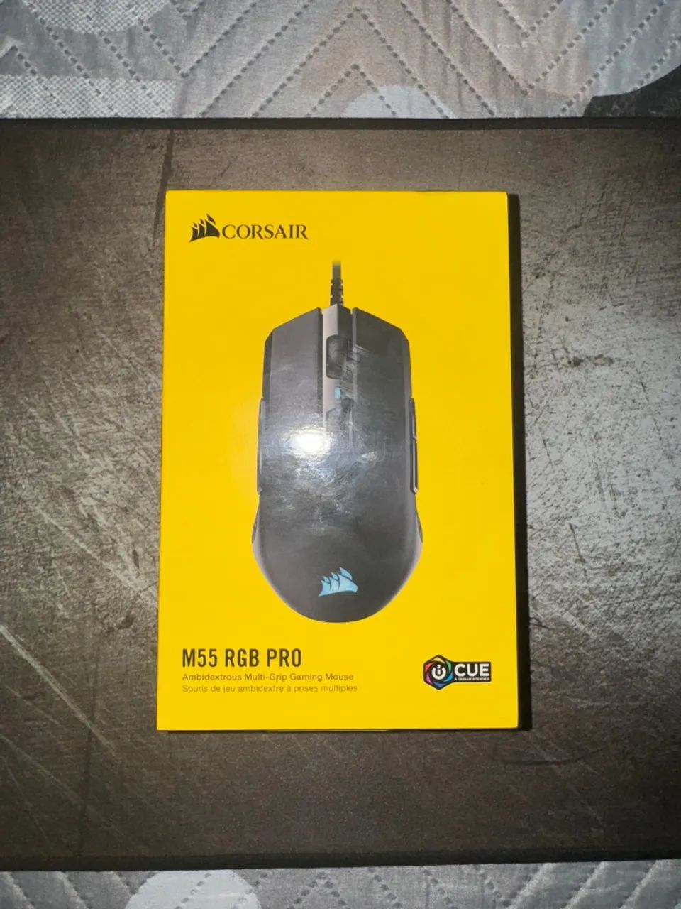 Kit Corsair: Mouse Gamer M55 RGB PRO  + Mousepad MM300 Pro Speed 900x300mm