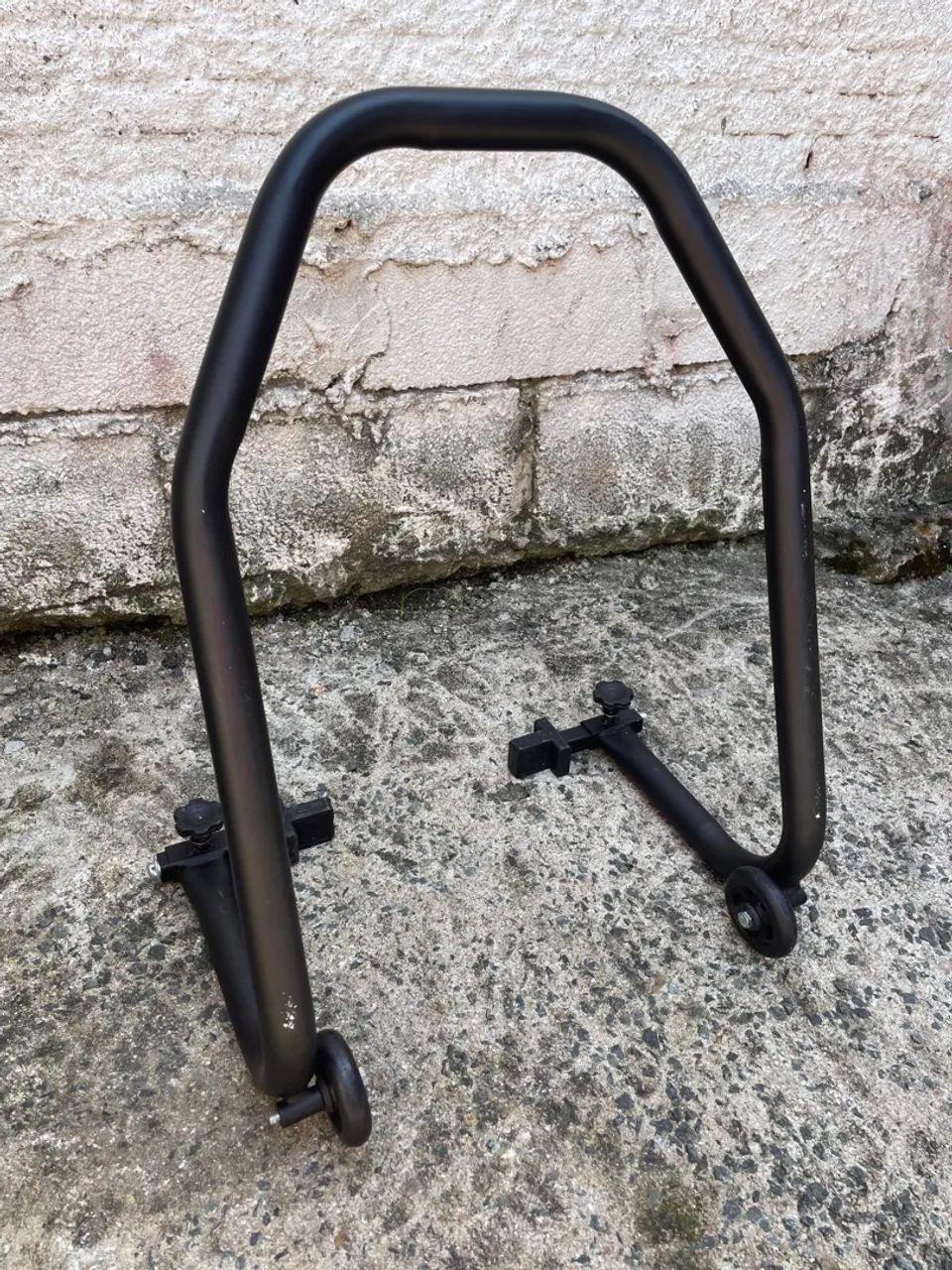 Cavalete para Moto - UNIVERSAL com Regulagem.